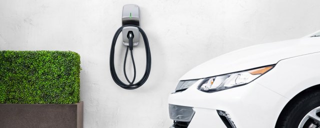 Borne de recharge résidentielle pour véhicule électrique © Service FLO